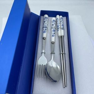 4 PIECE FLORAL JAPANESE BLUE WHITE CERAMIC TABLEWARE FORK SPOON KNIFE CHOPSTICK